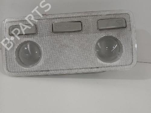 Used Interior roof light TOYOTA YARIS (_P13_) 1.5 (NSP131_) (112 hp) 31562848