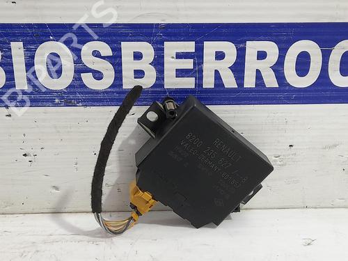 Used Electronic module RENAULT LAGUNA II (BG0/1_) [2001-2007]  31674036