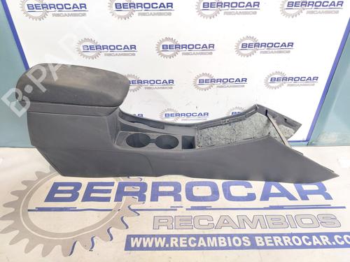Used Armrest / Center console Armrest / Center console 38869095 38869095