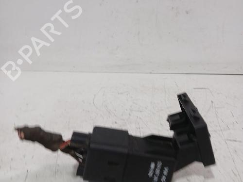 Used Electronic module Electronic module VW GOLF V (1K1) 2.0 TDI (140 hp) 32515422 32515422