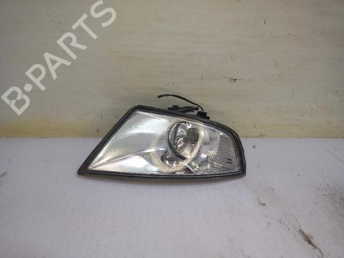 Used Right front fog light FORD MONDEO III Saloon (B4Y) 2.0 TDCi (130 hp) 31558865