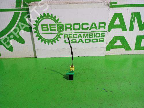 Used Electronic sensor VW GOLF VI (5K1) 1.6 TDI (105 hp) 31553764