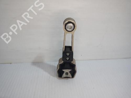 Engine mount JAGUAR E-PACE (X540) 2.0 D150 AWD | BP31554897M89 - Image 4