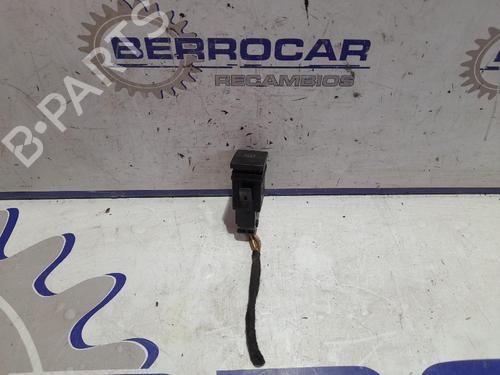 switch-vw-polo-iv-9n_-9a_-2001-2002-2003-2004-2005-2006-2007-2008-2009-2010-2011-2012-2013-2014-31570834 main image