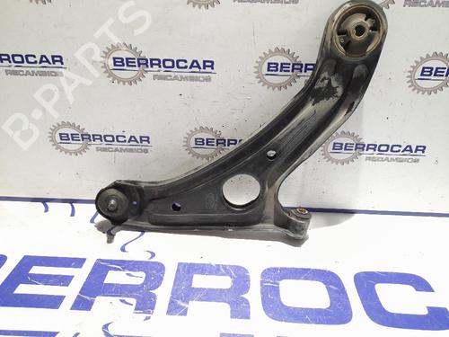 Used Right front suspension arm HYUNDAI GETZ (TB) 1.1 (63 hp) 31570543