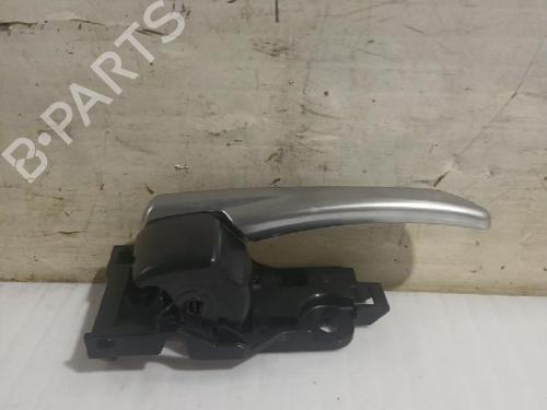 front-right-interior-door-handle-toyota-rav-4-v-_a5_-_h5_-2018-31563619 main image