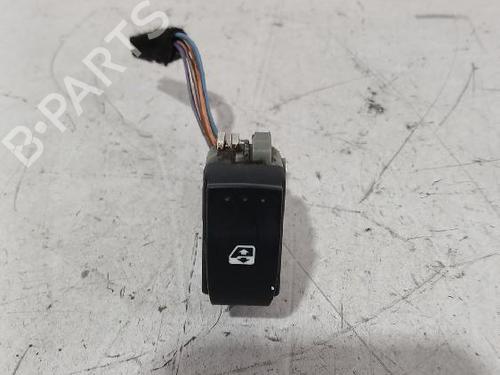 Used Left rear window switch Left rear window switch RENAULT MEGANE II (BM0/1_, CM0/1_) 1.9 dCi (BM0G, CM0G) (120 hp) 32465767 32465767