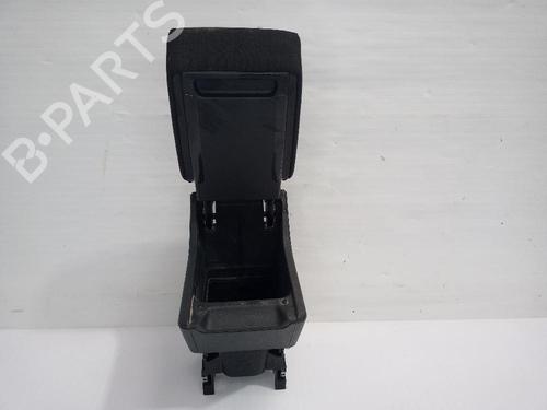 Used Armrest / Center console SEAT IBIZA V (KJ1, KJG) 1.0 TSI (95 hp) 31556614