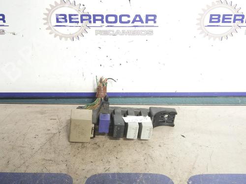 Used Fuse box Fuse box TOYOTA AVENSIS (_T25_) 1.8 VVT-i (ZZT251_, ZZT251R) (129 hp) 31678370 31678370