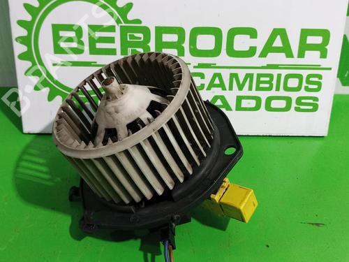 Used Heater blower motor IVECO DAILY III Van 2.8 CNG (106 hp) 31544164