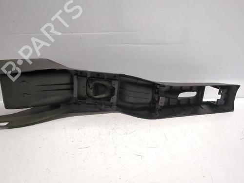 Middle console VW GOLF V (1K1) 2.0 FSI | BP32463293I22
