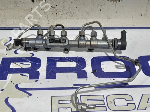 Used Injection rail Injection rail 38860331 38860331