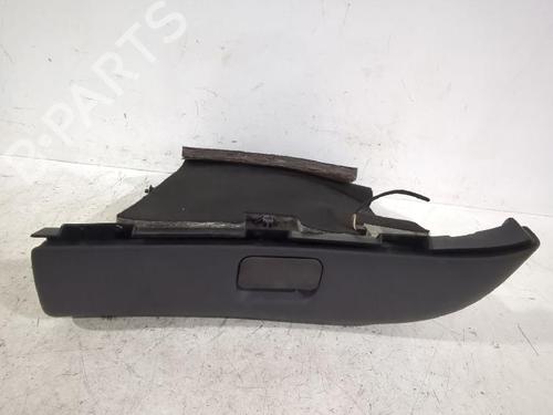 Used Glove box MERCEDES-BENZ A-CLASS (W168) A 170 CDI (168.008) (90 hp) 32490339