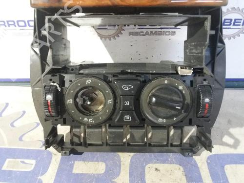 Used Climate control MERCEDES-BENZ E-CLASS (W210) E 300 D (210.020) (136 hp) 31569744