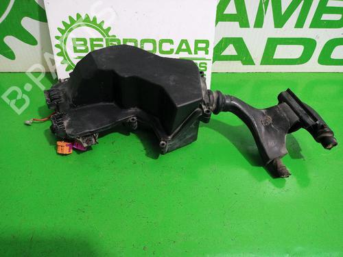 Used Fuse box AUDI A6 C6 (4F2) 2.4 (177 hp) 31548715