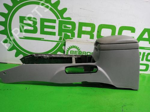 Armlæn KIA SORENTO I (JC) 2.5 CRDi (170 hp) 31551654