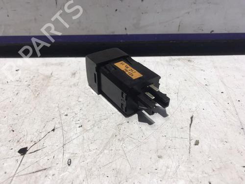 Switch SAAB 9-3 Cabriolet (YS3D) 2.0 Turbo | BP31570233I30 - Image 4