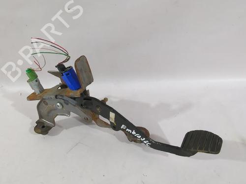 Pedale frizione Pedale frizione RENAULT CLIO IV (BH_) 0.9 TCe 90 (BHNF, BHMA, BHMH, BHJK, BHJR) (90 hp) 36291178 36291178