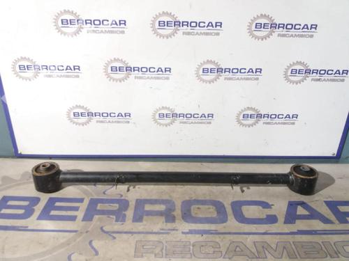 Højre bagtil bærearm KIA SORENTO I (JC) 2.5 CRDi (170 hp) 31569912