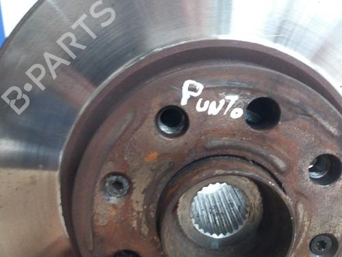 Used Right front steering knuckle Right front steering knuckle FIAT PUNTO EVO Hatchback Van (199_) 1.3 D Multijet (199.AXT1A, 199.AXC1A) (75 hp) 31569213 31569213