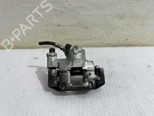 Used Right front brake caliper FIAT 500 (312_) 1.0 Mild Hybrid (312.AYD1B) (69 hp) 31560613
