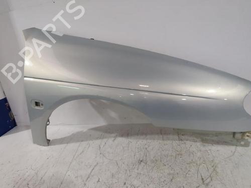 Used Right front fenders RENAULT MEGANE I Classic (LA0/1_) 1.6 16V (LA00, LA04, LA0B, LA11, LA16, LA19, LA1J, LA1K,... (107 hp) 31565918