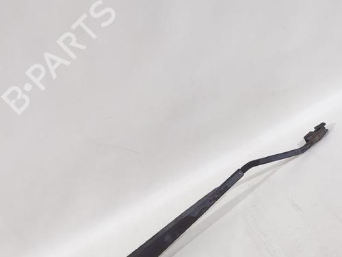 front-windshield-wiper-arm-hyundai-terracan-hp-2001-2002-2003-2004-2005-2006-2007-2008-38770376 main image