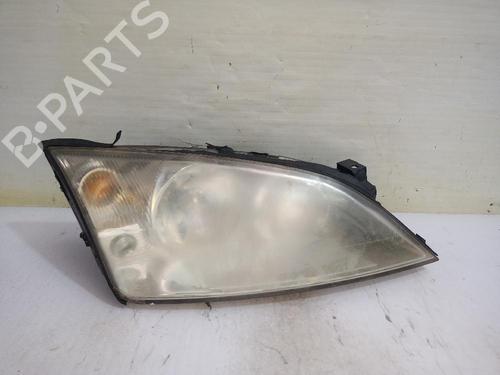 Used Right headlight Right headlight FORD MONDEO III (B5Y) 2.0 TDCi (130 hp) 31558858 31558858