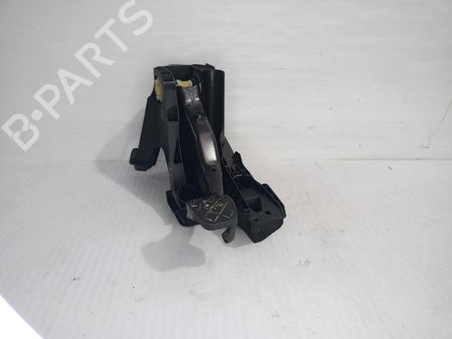 Used Break pedal VW TOURAN (5T1) 1.6 TDI (110 hp) 31555736
