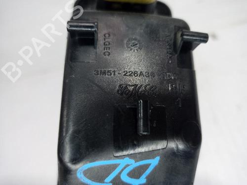 Right front window switch FORD FOCUS I Saloon (DFW) 1.6 16V | BP31556118I26