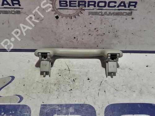 Håndtag i tag TOYOTA COROLLA Verso (ZER_, ZZE12_, R1_) 2.2 D-4D (AUR10_, AUR10R) (177 hp) 31673058