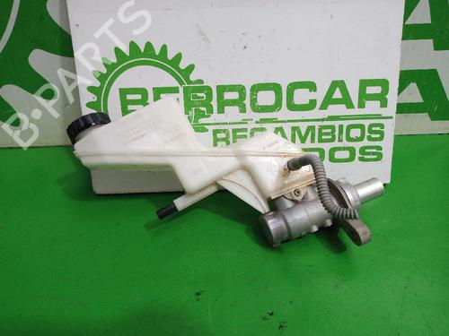 Used Brake master cylinder NISSAN QASHQAI II (J11, J11_) 1.3 DIG-T (140 hp) 31548527
