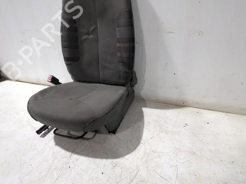 Left front seat CITROËN C1 (PM_, PN_) 1.4 HDi | BP35894575C15 - Image 3