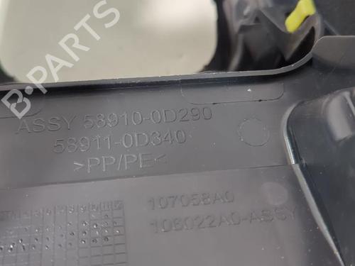 Used Middle console Middle console TOYOTA YARIS (_P13_) 1.5 (NSP131_) (112 hp) 33747339 33747339