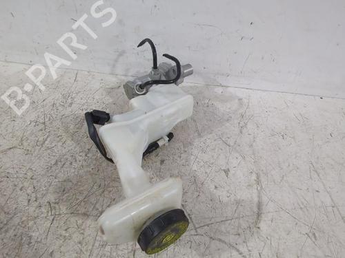 Used Brake master cylinder NISSAN QASHQAI II (J11, J11_) 1.3 DIG-T (140 hp) 31568322