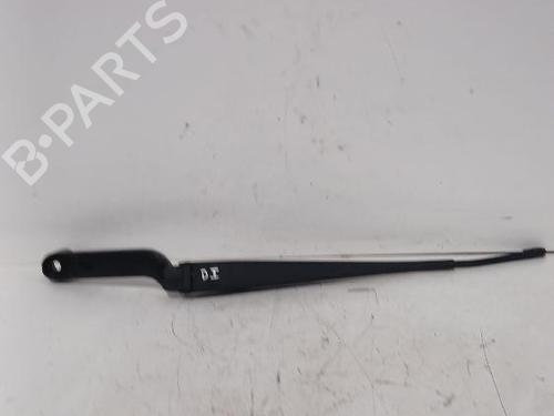 front-windshield-wiper-arm-nissan-qashqai-ii-j11-j11_-2013-32466998 main image