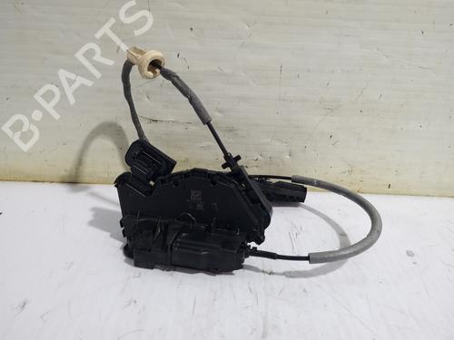 front-right-lock-vw-golf-vii-5g1-bq1-be1-be2-2012-2013-2014-2015-2016-2017-2018-2019-2020-2021-38863248 main image