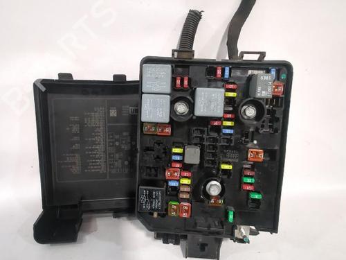 Used Fuse box Fuse box OPEL CORSA E (X15) 1.4 (08, 68) (75 hp) 33746813 33746813