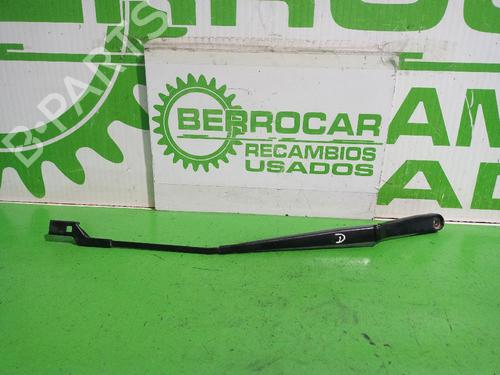 Used Front windshield wiper arm Front windshield wiper arm 31553401 31553401