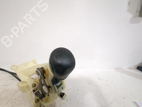 Palanca de cambios KIA CARENS III MPV (UN) 2.0 CRDi 140 (140 hp) 31564019