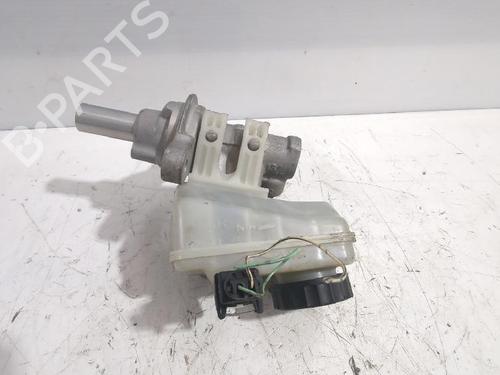 Used Brake master cylinder PEUGEOT 107 (PM_, PN_) 1.4 HDi (54 hp) 31568630