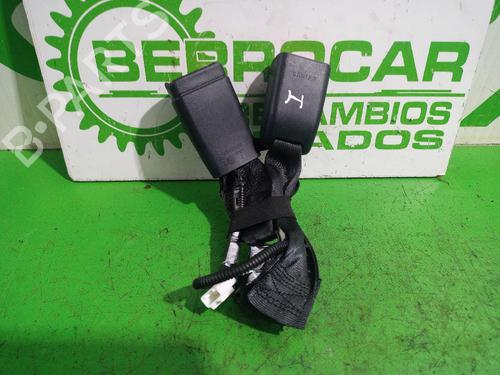 Used Seat buckle Seat buckle TOYOTA AURIS (_E18_) 1.2 (NRE185_, NRE185R) (116 hp) 31547779 31547779