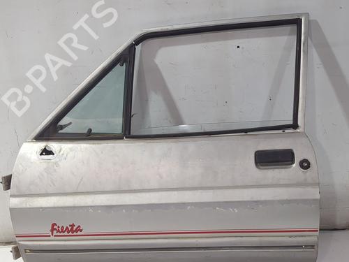 Used Left front door Left front door FORD FIESTA II (FBD) 1.1 (FBD) (49 hp) 40236827 40236827