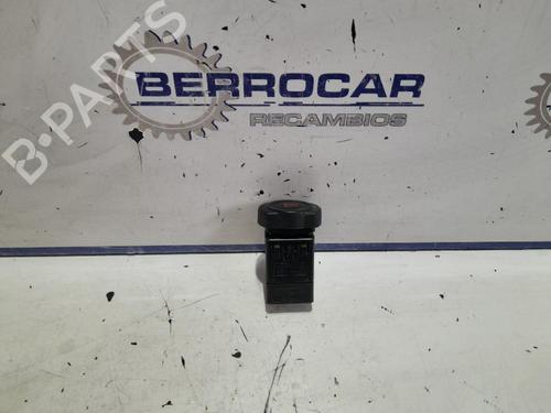 Used Warning switch Warning switch DACIA DUSTER (HS_) 1.5 dCi 4x4 (HSMC, HSMD) (110 hp) 31538945 31538945