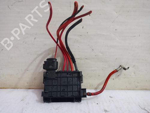 Used Electronic module SEAT LEON (1M1) 1.4 16V (75 hp) 31561645