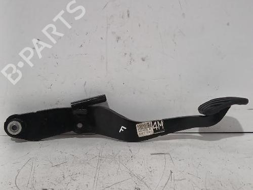 Bremsepedal NISSAN QASHQAI II (J11, J11_) 1.5 dCi (110 hp) 32489048