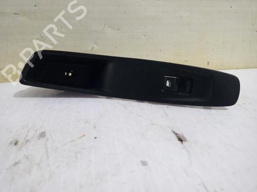 left-rear-window-switch-opel-grandland-x-van-2017-31559620 main image