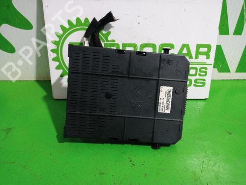 Used Fuse box PEUGEOT 407 SW (6E_, 6D_) 2.0 (136 hp) 31548392