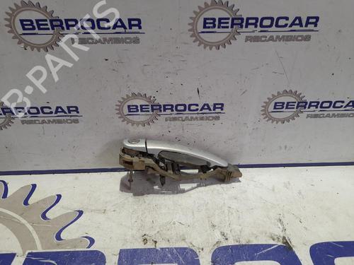 front-left-exterior-door-handle-vw-passat-b5-3b2-1996-1997-1998-1999-2000-2001-31570620 main image