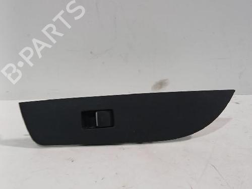 right-front-window-switch-toyota-corolla-hatchback-_e21_-_ea1_-_eh1_-2018-31567222 main image